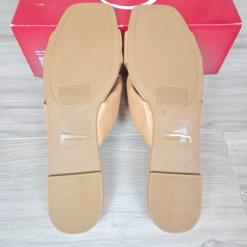 Women's Sandals Tan Journee Carlotta Flats Slip-On NWT Sz11 - Picture 5 of 7